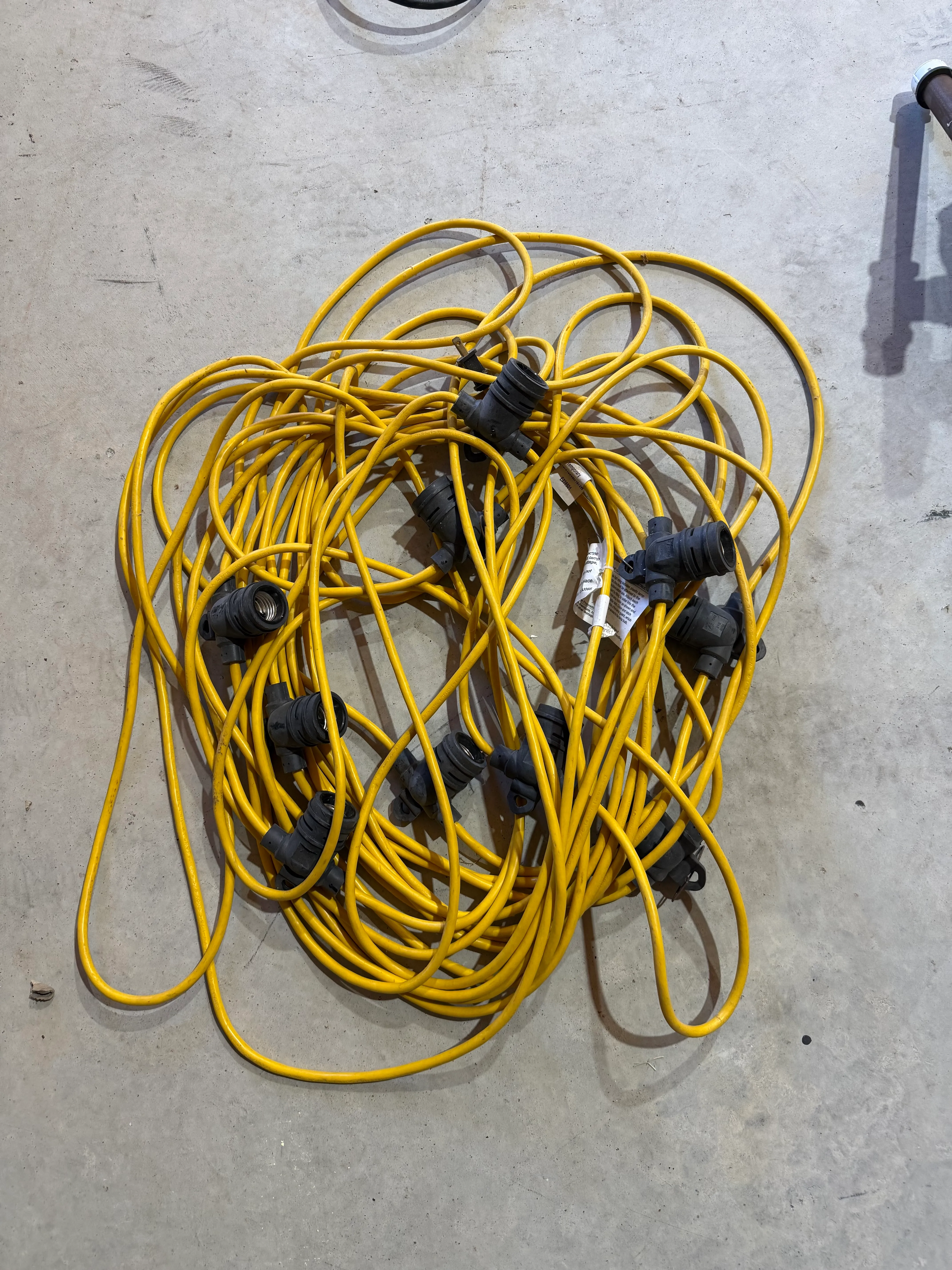 Heavy Duty Commercial Grade String Lights 10-Socket Job Site Temporary Lighting